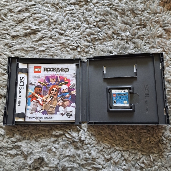 Nintendo DS Lego rockband game and case video game - Picture 7 of 8